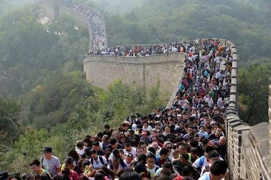 國慶假期已過，鋼結構工程隊重新恢復了忙碌